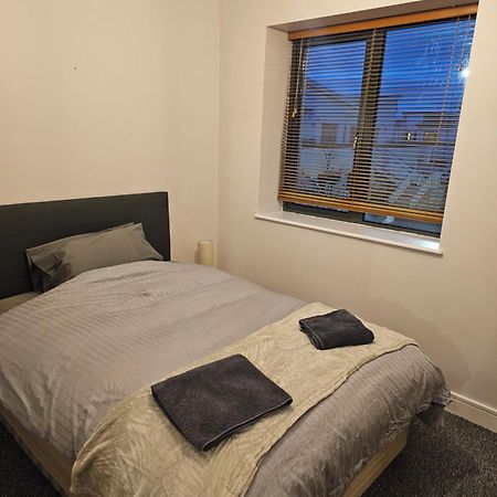 Cozy 2 Bedroom Apartment Kilkenny Exterior photo